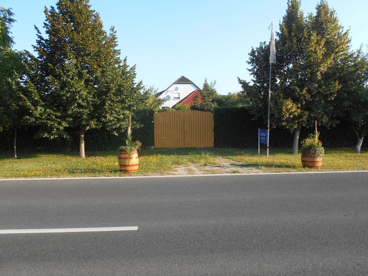 Arpad Panzio Bed & Breakfast Gyor Exterior photo