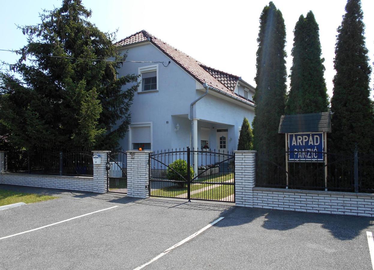 Arpad Panzio Bed & Breakfast Gyor Exterior photo